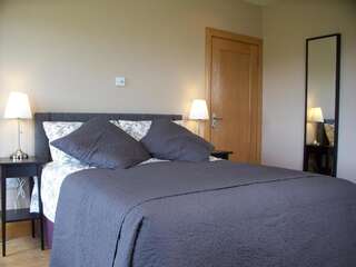 Отели типа «постель и завтрак» Blackberry Lodge Accommodation Дулин Семейный номер (для 2 взрослых и 2 детей)-11